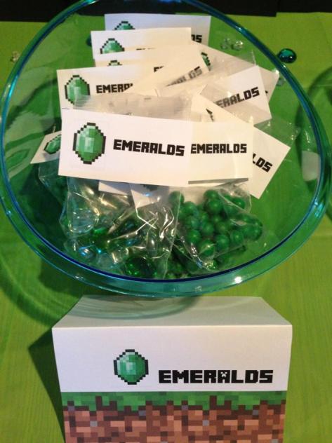 Minecraft Emerald party favor